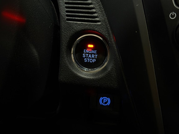 Toyota Avensis 26 of 30