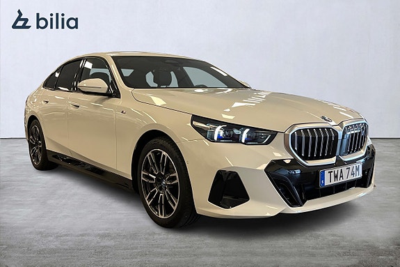 BMW i5 18 of 19