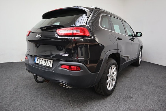Jeep Cherokee 6 of 23