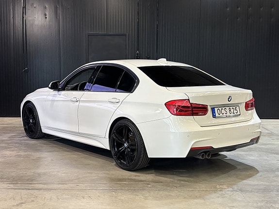 BMW 320 4 of 5