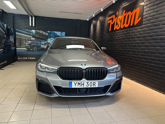 BMW 520d 2 of 5