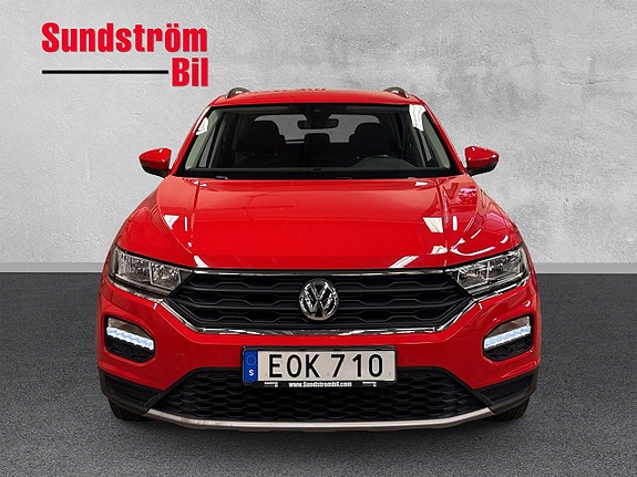 Volkswagen T-Roc 9 of 25