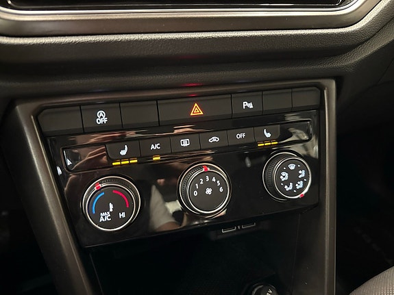 Volkswagen T-Roc 20 of 25