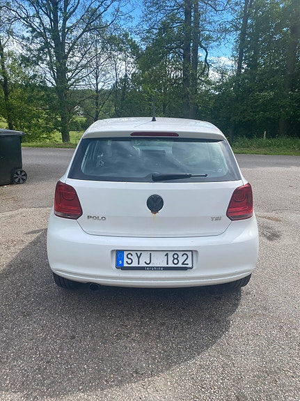 Volkswagen Polo 3 of 5