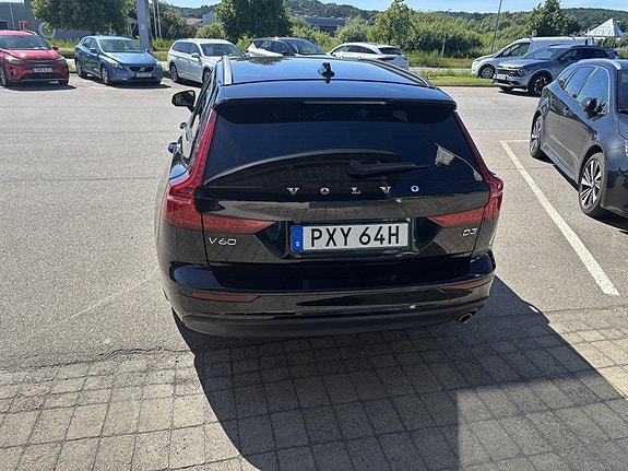 Volvo V60 5 of 13