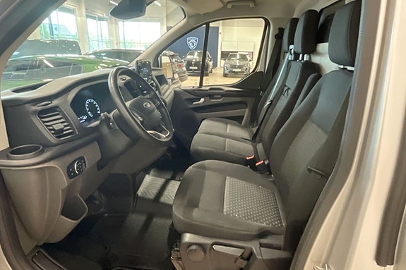Ford Transit Custom 6 of 16