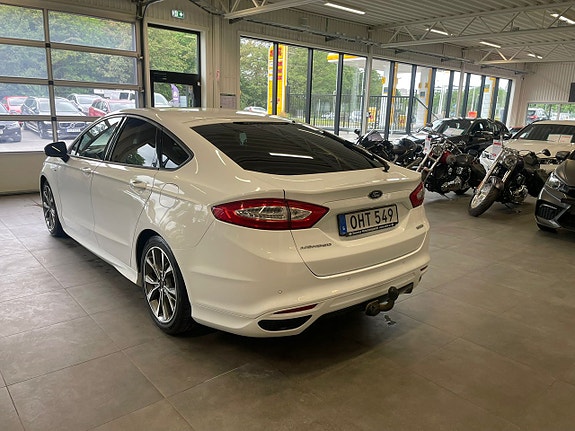 Ford Mondeo 4 of 5