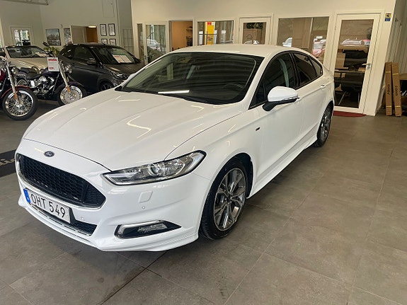 Ford Mondeo 2 of 5