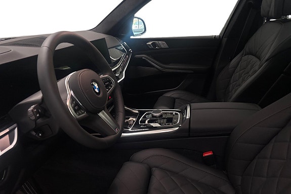 BMW X7 12 of 22