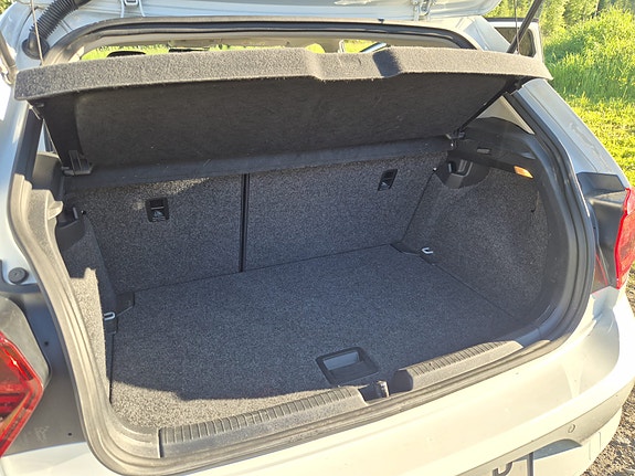 Volkswagen Polo 6 of 6