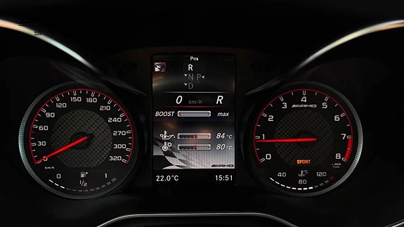 Mercedes-Benz C63 15 of 17