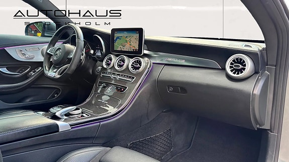Mercedes-Benz C63 9 of 17