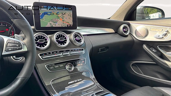 Mercedes-Benz C63 12 of 17