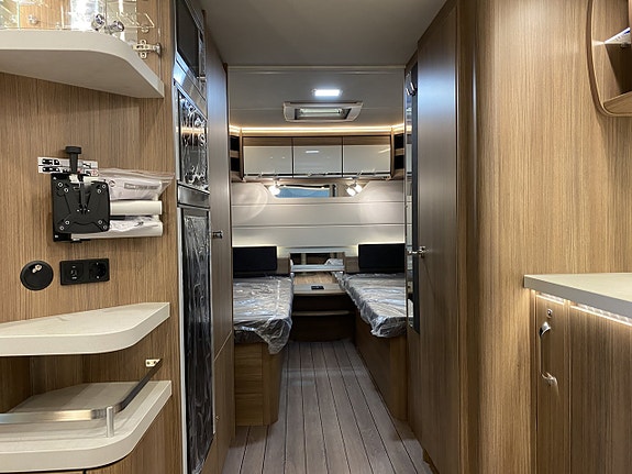 Knaus Scandinavian Selection 590 UE Demo vagn 10 of 18