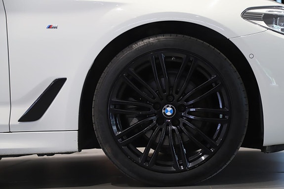 BMW 520d 4 of 5