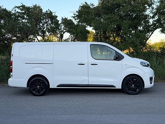 Toyota Proace 12 of 30