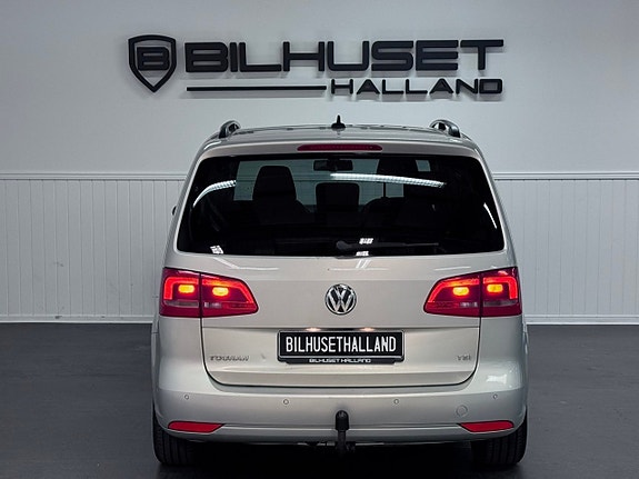 Volkswagen Touran 8 of 26