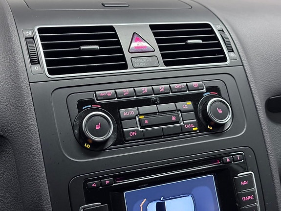 Volkswagen Touran 19 of 26