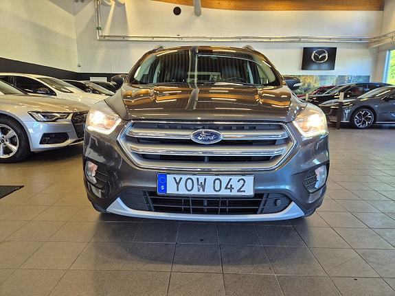 Ford Kuga 3 of 5