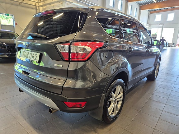 Ford Kuga 7 of 16