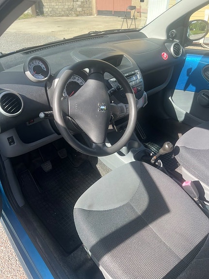 Peugeot 107 8 of 9