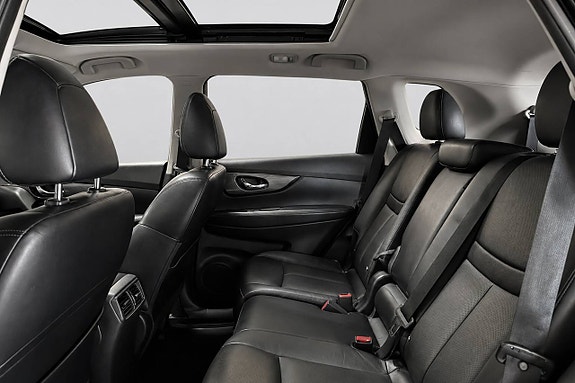 Nissan X-Trail 9 of 21