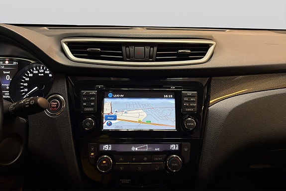 Nissan X-Trail 15 of 21