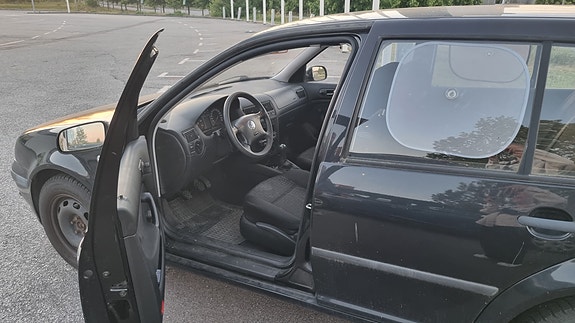 Volkswagen Golf IV 2 of 5