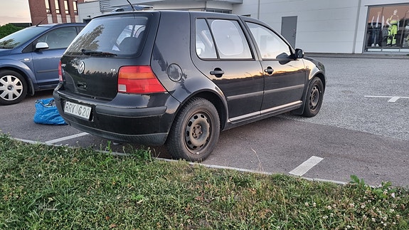 Volkswagen Golf IV 4 of 5