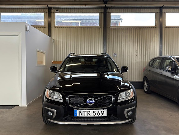 Volvo XC70 3 of 5