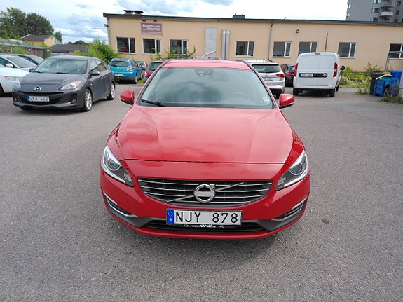 Volvo V60 12 of 12