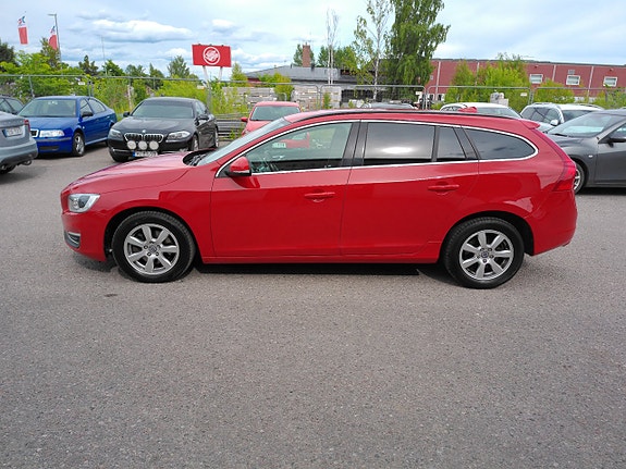 Volvo V60 11 of 12
