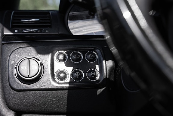 Maserati GranCabrio 15 of 21