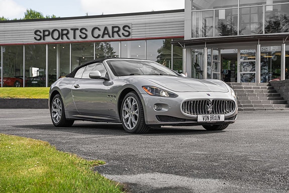Maserati GranCabrio 3 of 5