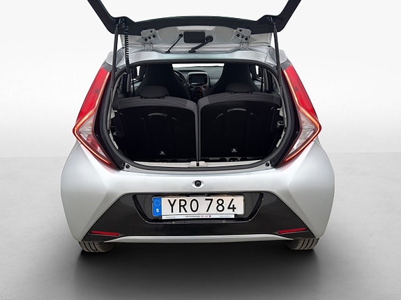Toyota Aygo 20 of 24