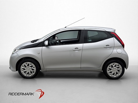 Toyota Aygo 4 of 24