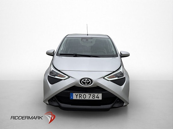Toyota Aygo 2 of 24