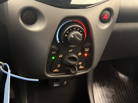 Toyota Aygo 15 of 24
