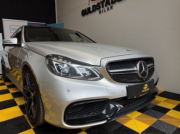Mercedes-Benz E63 4 of 5