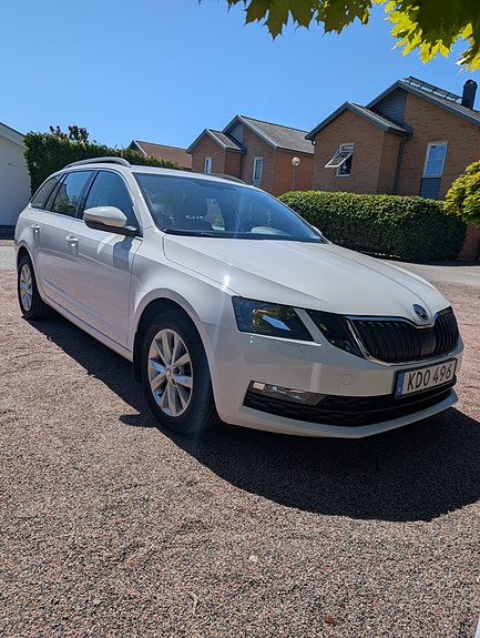 Skoda Octavia 3 of 5