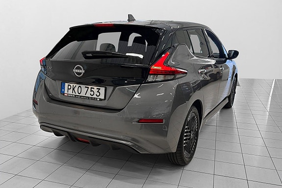 Nissan Leaf 9 of 23