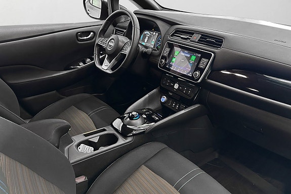 Nissan Leaf 15 of 23