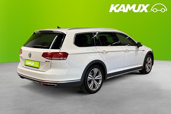 Volkswagen Passat Alltrack 4 of 5