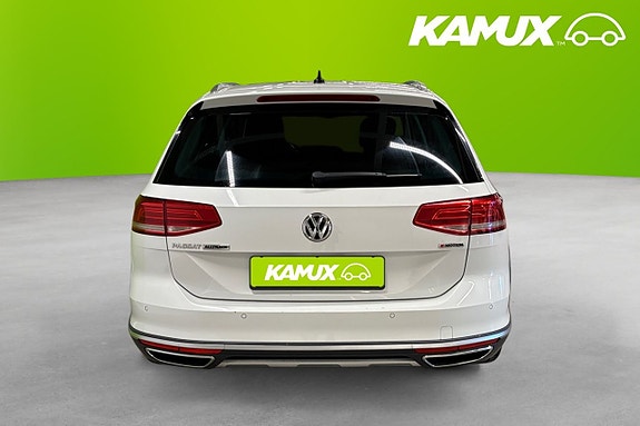 Volkswagen Passat Alltrack 5 of 5