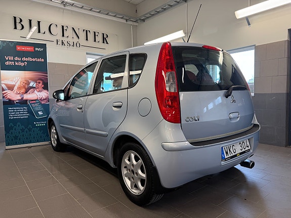 Mitsubishi Colt 2 of 5