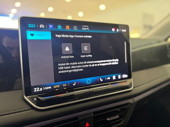 Volkswagen Tiguan 12 of 18