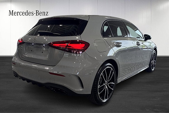 Mercedes-Benz A250 e 4 of 5