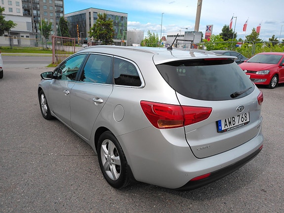 Kia Ceed 4 of 12