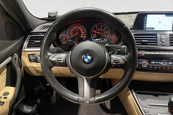 BMW 320 13 of 17