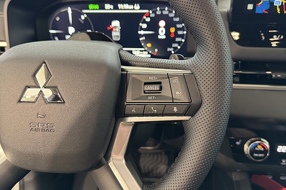 Mitsubishi Outlander 15 of 18